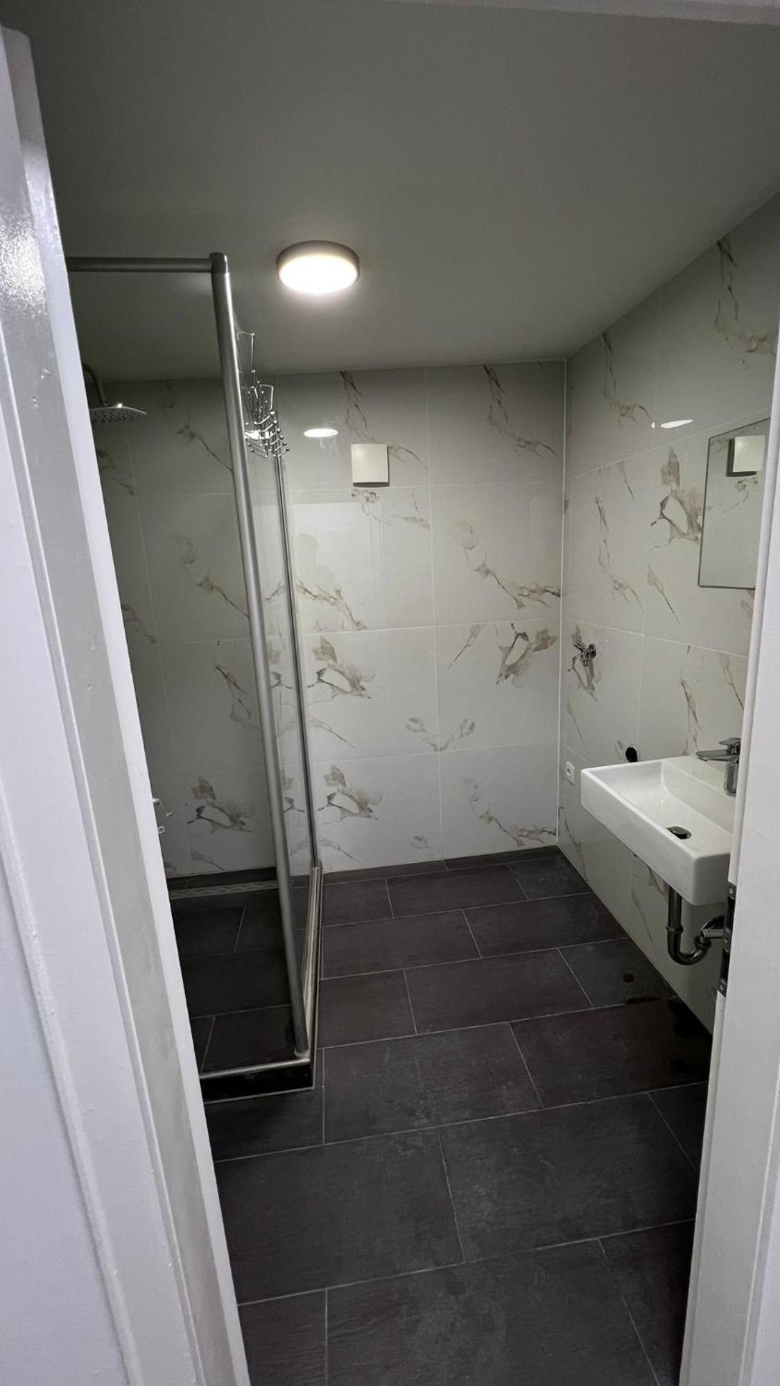 Zentrale Appartmenzimmer In เอชเวเกอ ภายนอก รูปภาพ